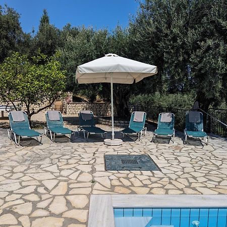 Villa Eleonas Strongyli  Bagian luar foto