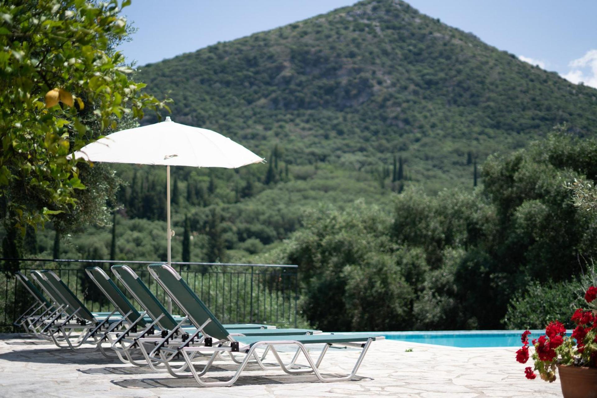 Villa Eleonas Strongyli  Bagian luar foto