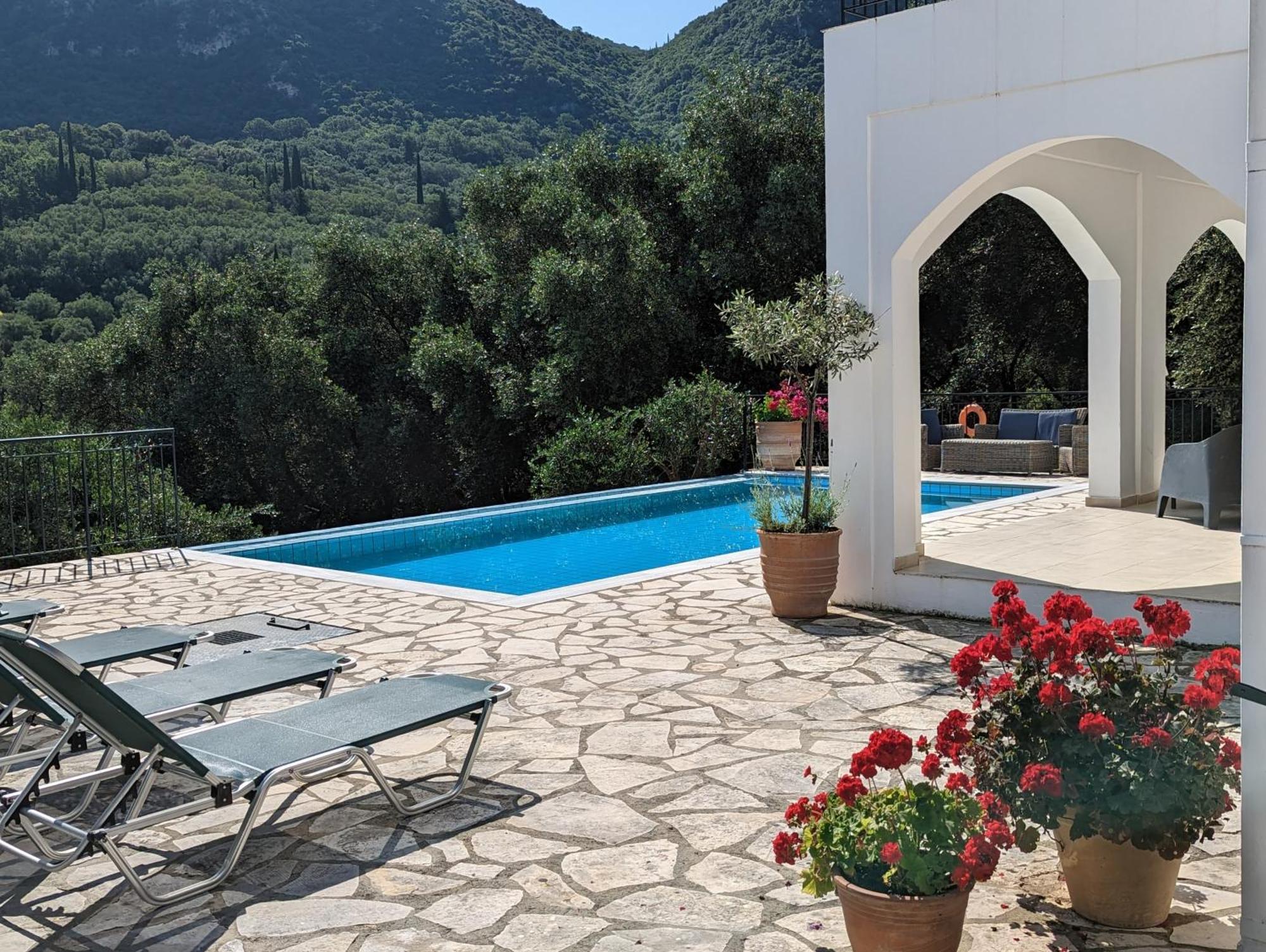 Villa Eleonas Strongyli  Bagian luar foto