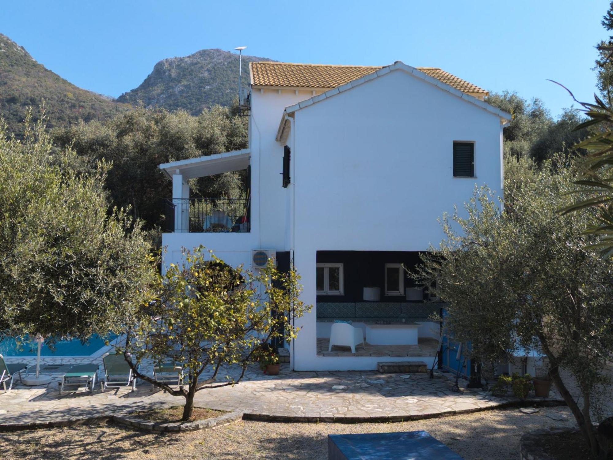 Villa Eleonas Strongyli  Ruang foto